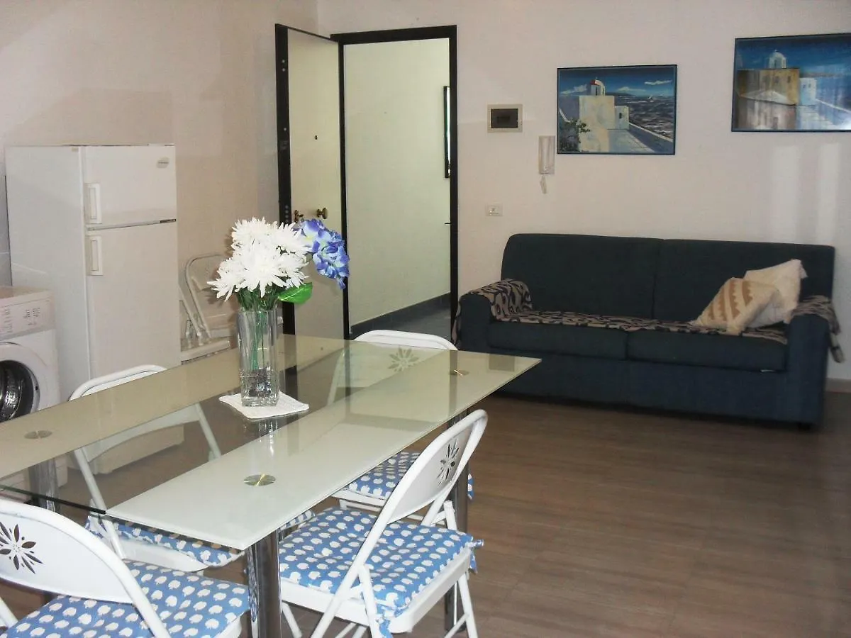 La Casa Sul Mare Apartamento Balestrate 0*,  Itália