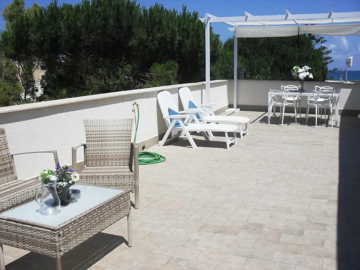 La Casa Sul Mare Apartamento Balestrate 0*,