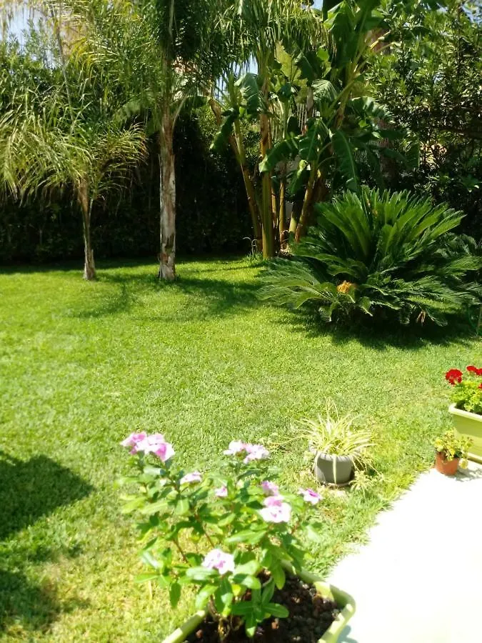 La Casa Sul Mare Apartamento Balestrate 0*,  Itália