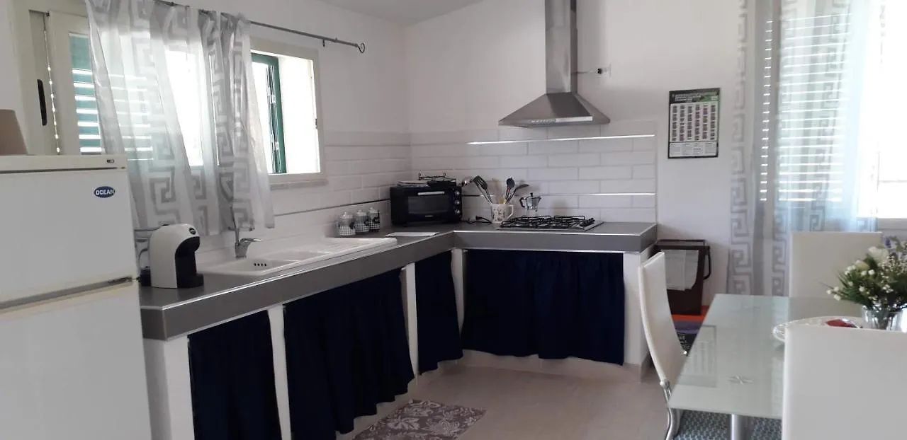 La Casa Sul Mare Apartamento Balestrate 0*,  Itália